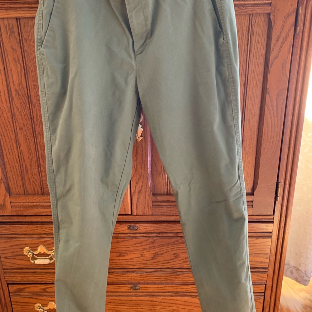 Gap Girlfriend Chinos in Olive
